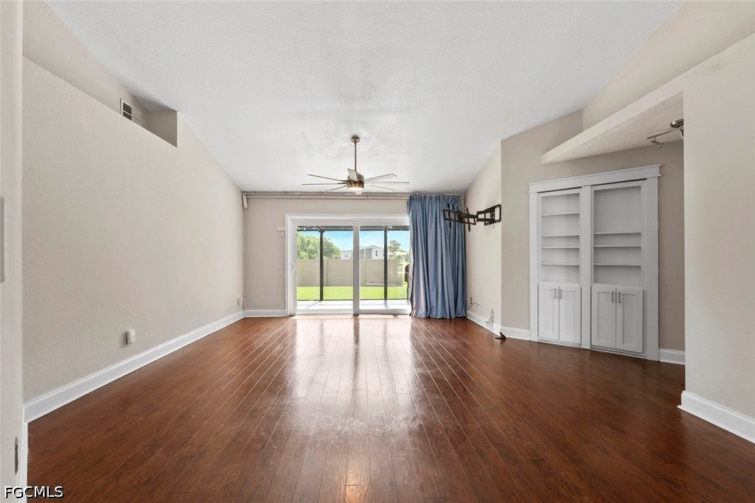 3628 Kent, Naples, FL 34112