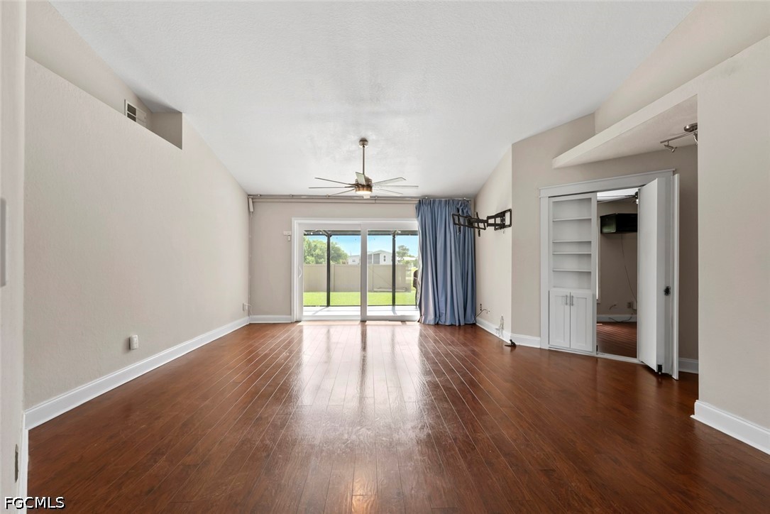 3628 Kent, Naples, FL 34112
