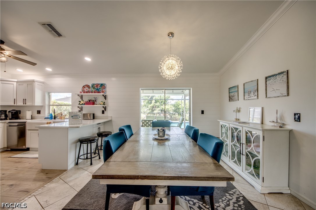 DiningArea