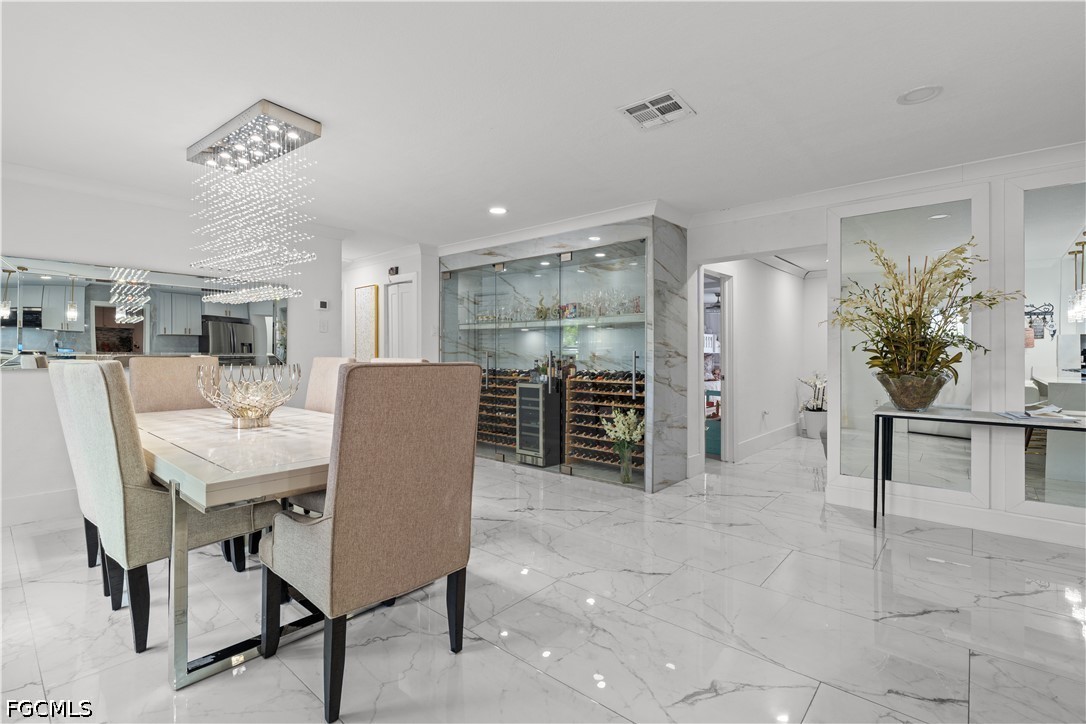 DiningArea