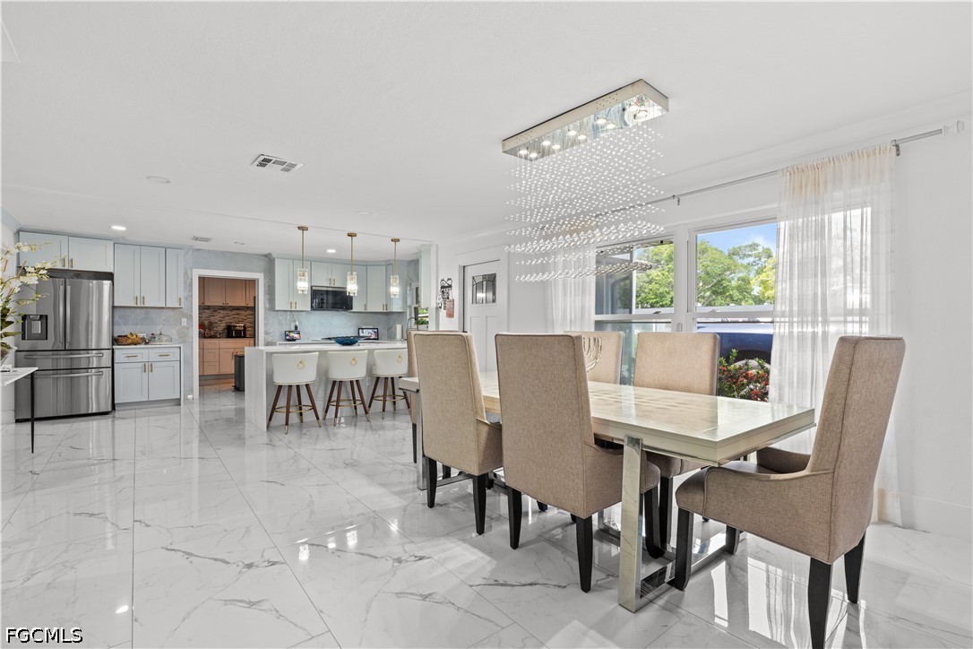 DiningArea