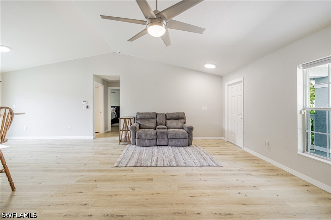 211 Palmacea, Fort Myers, FL 33905