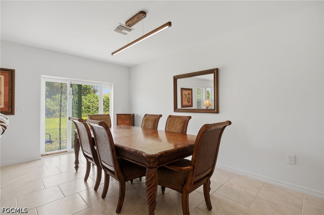 DiningArea