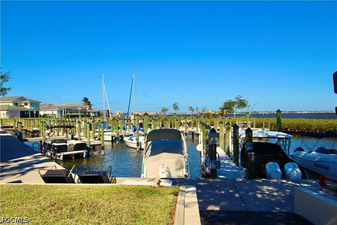 Dock