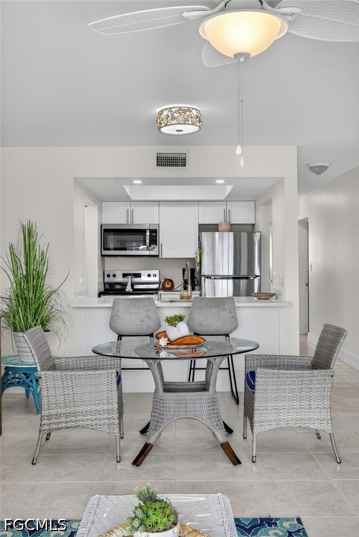 DiningArea