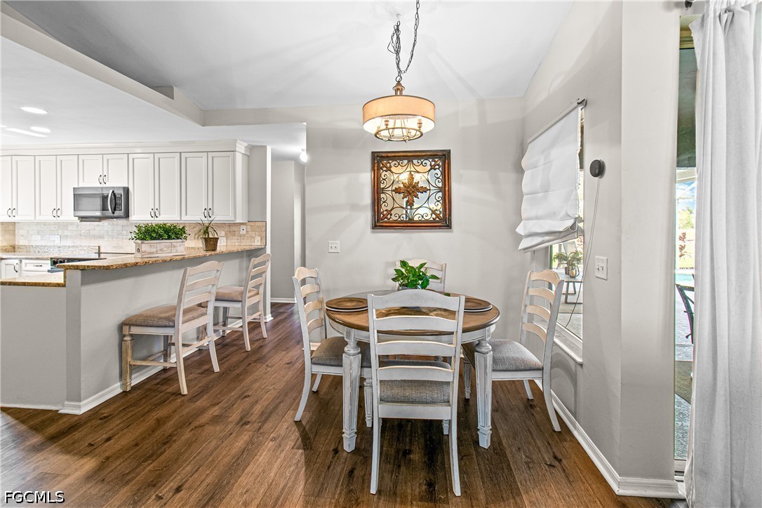DiningArea