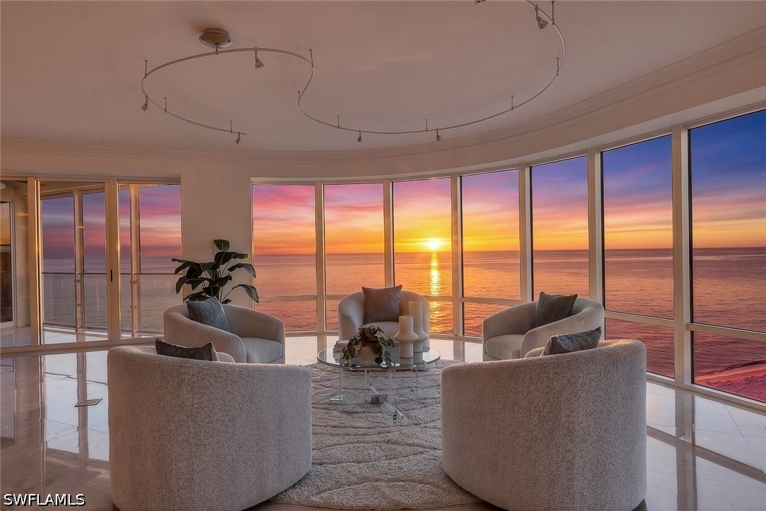 4101 Gulf Shore Unit 17n, Naples, FL 34103