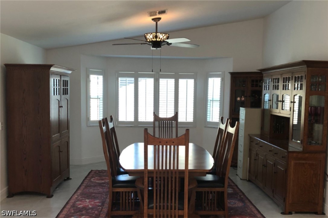 DiningArea