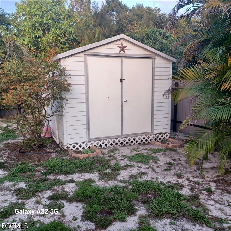 2324 Caladium, Fort Myers, FL 33905