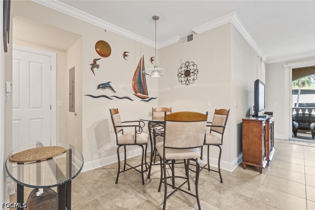 DiningArea