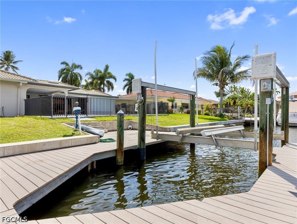 Dock