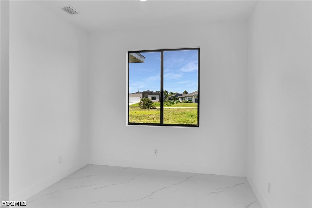 4202 33rd, Cape Coral, FL 33993