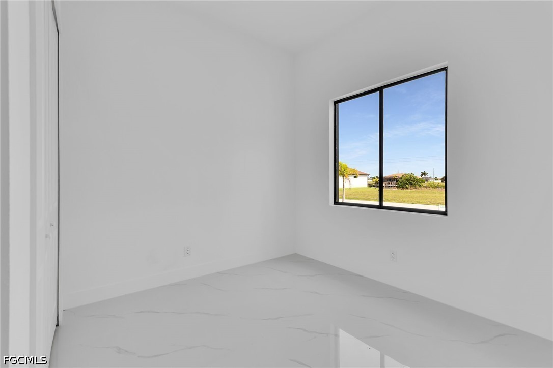 4202 33rd, Cape Coral, FL 33993