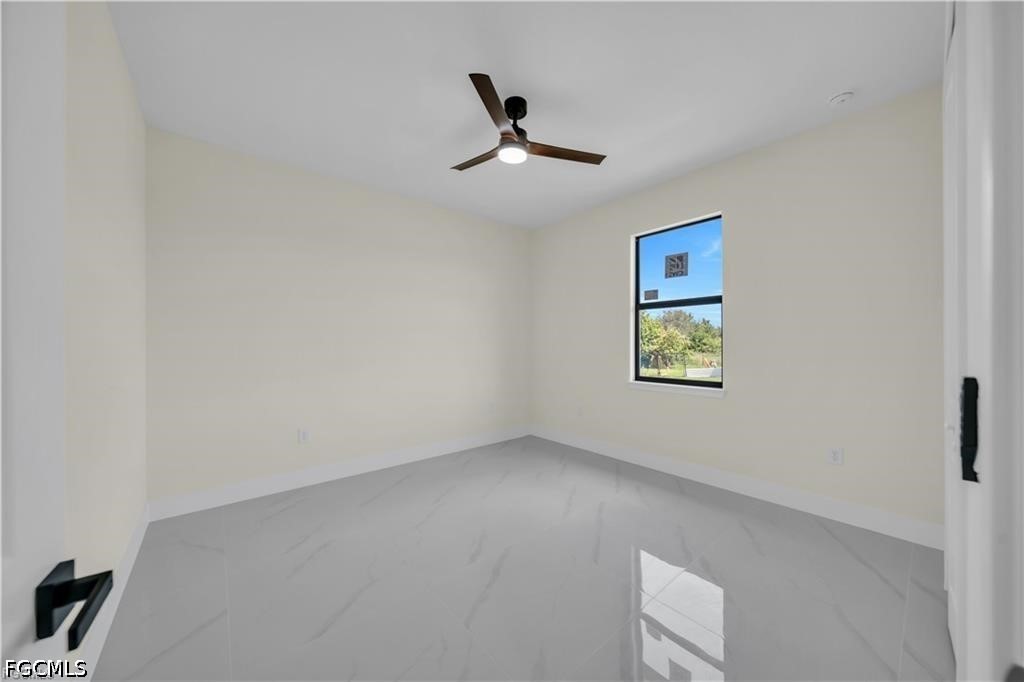 4016 9th, Lehigh Acres, FL 33976