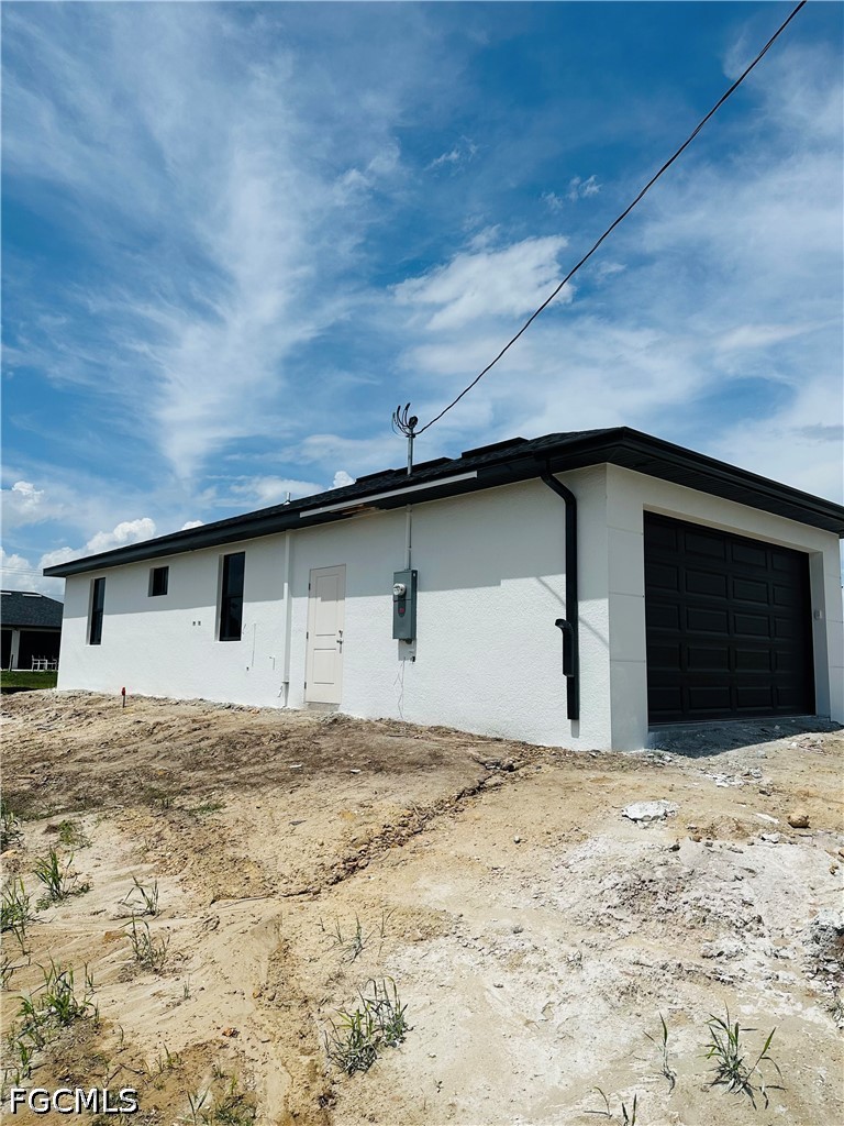 4016 9th, Lehigh Acres, FL 33976