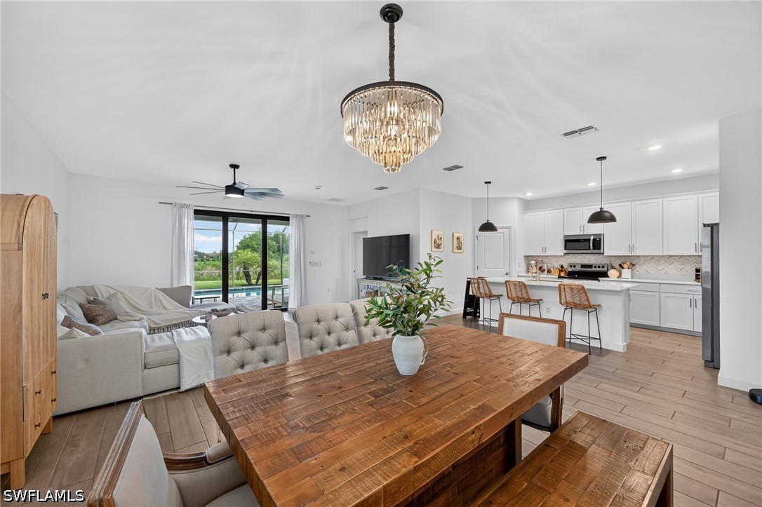 DiningArea