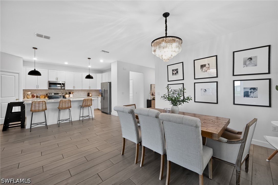 DiningArea