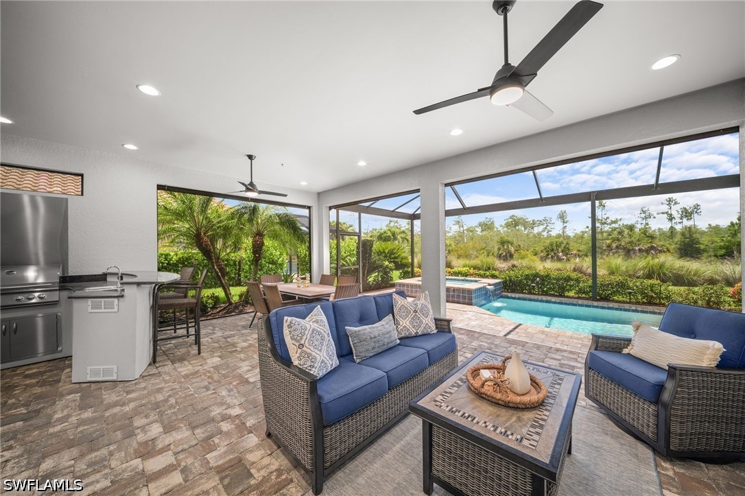 8879 Vaccaro, Naples, FL 34119