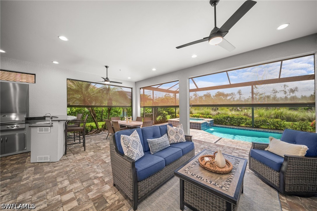 8879 Vaccaro, Naples, FL 34119