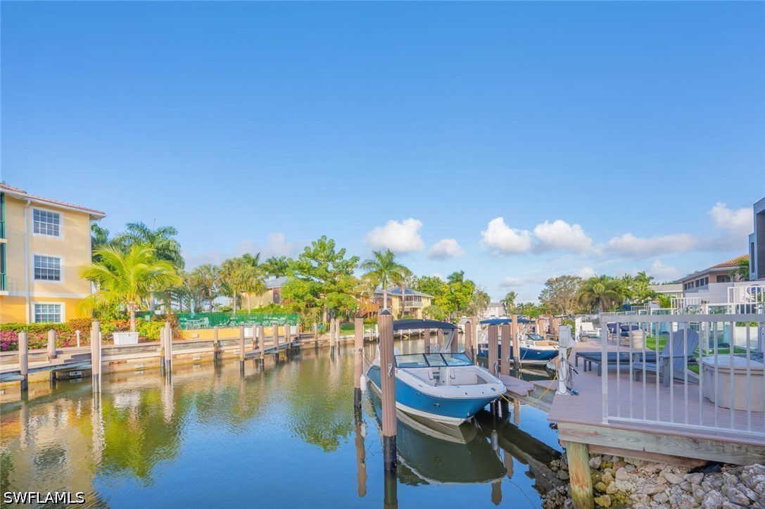 1537 Chesapeake Unit A-4, Naples, FL 34102