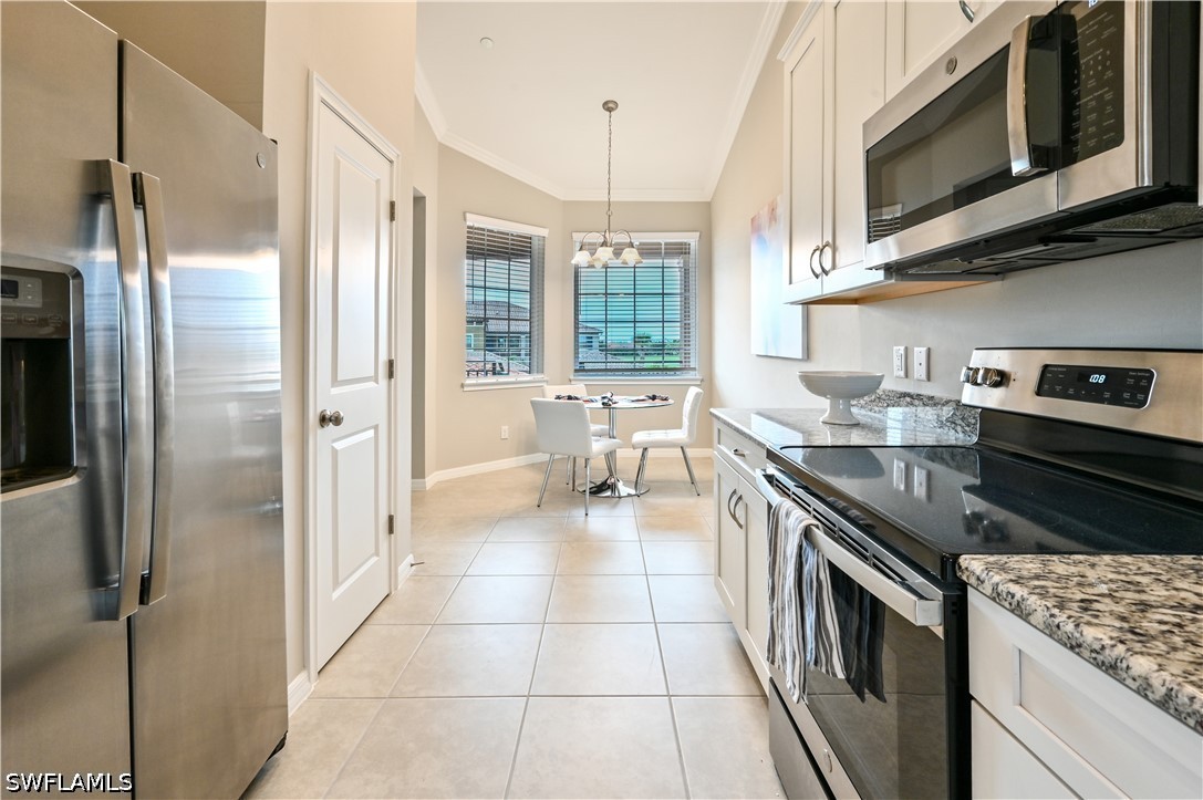 9386 Pocida Unit 204, Naples, FL 34119