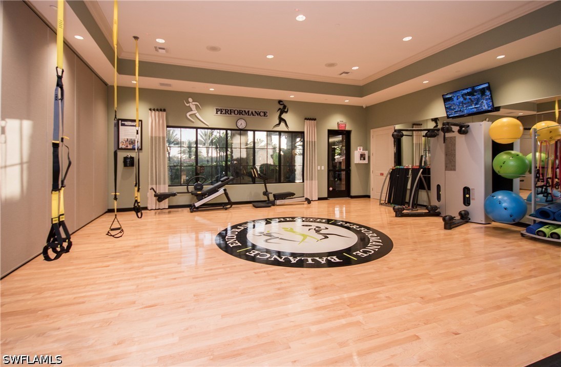 9386 Pocida Unit 204, Naples, FL 34119