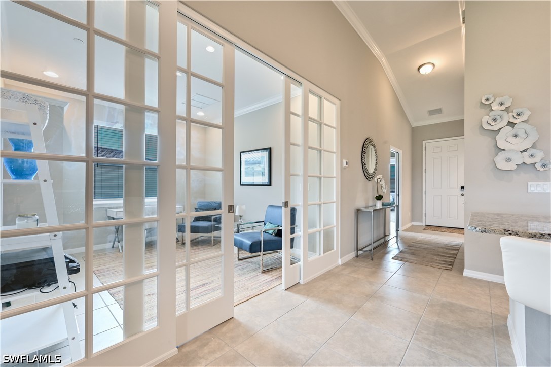 9386 Pocida Unit 204, Naples, FL 34119