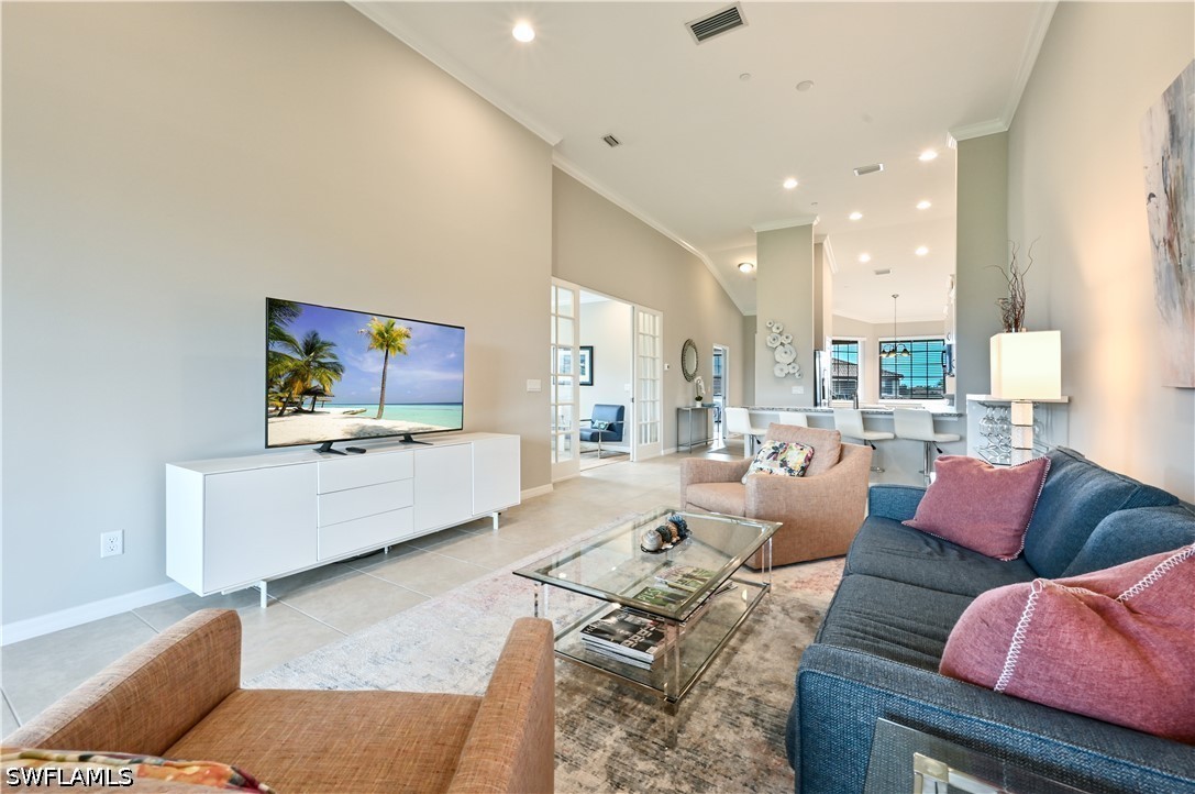 9386 Pocida Unit 204, Naples, FL 34119