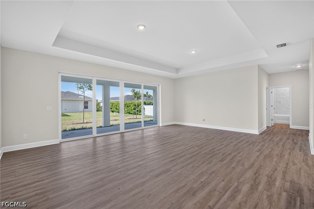 1208 19th, Cape Coral, FL 33993