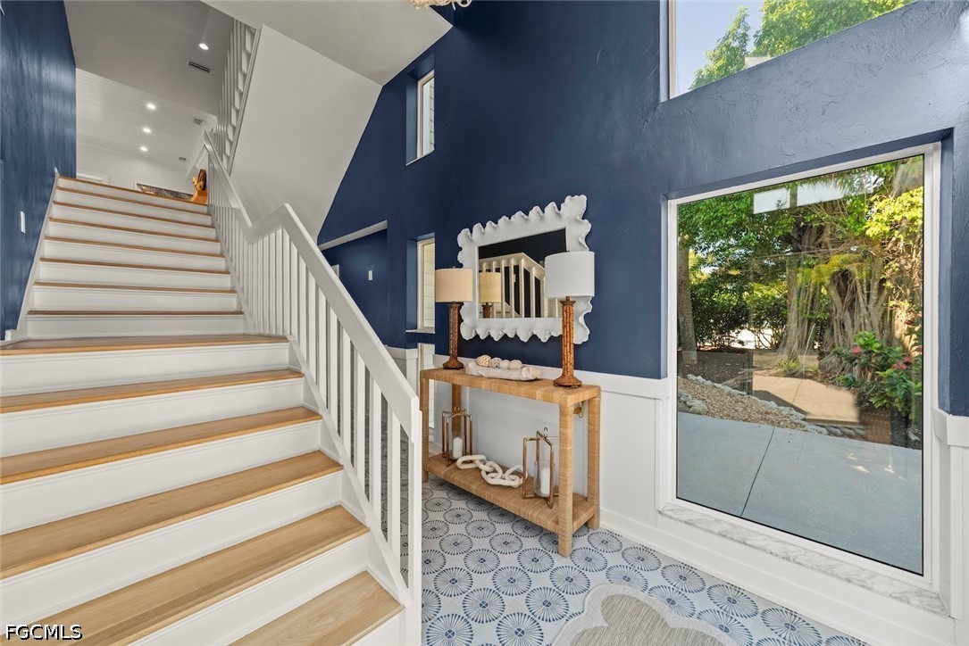 1048 Kings Crown, Sanibel, FL 33957