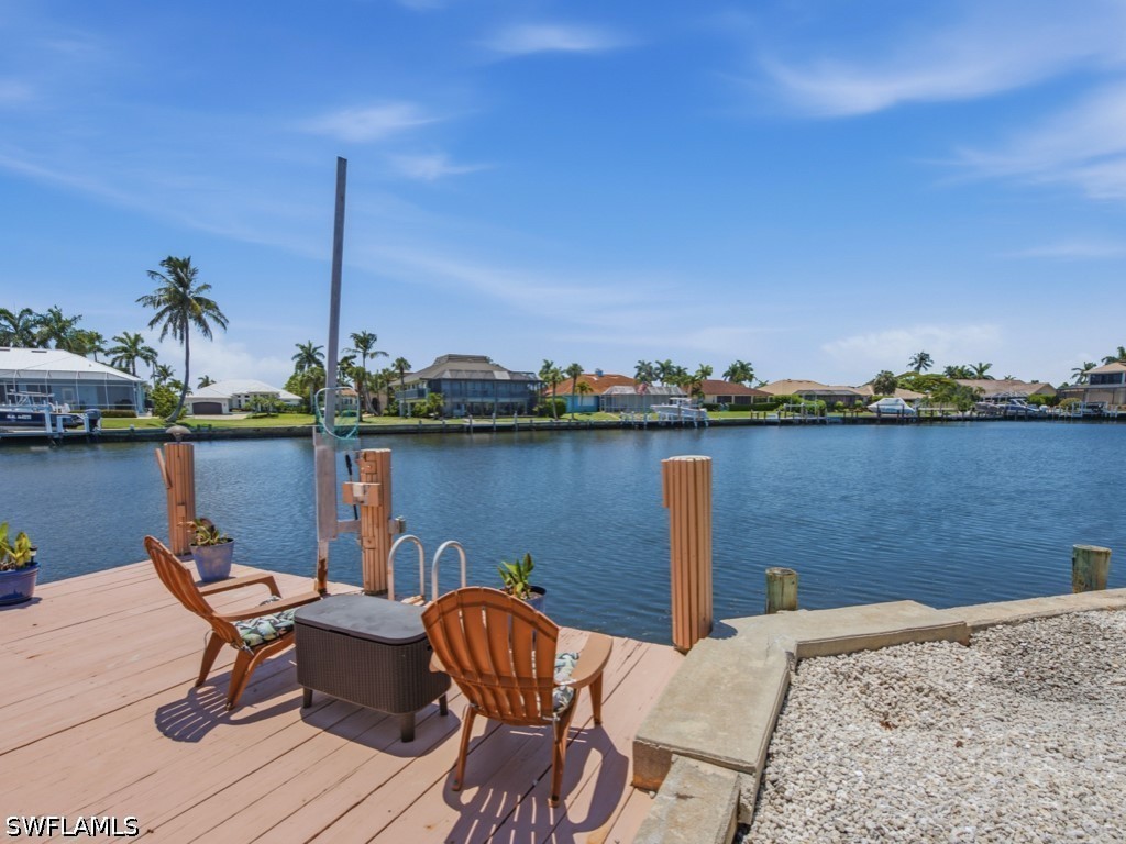 Dock