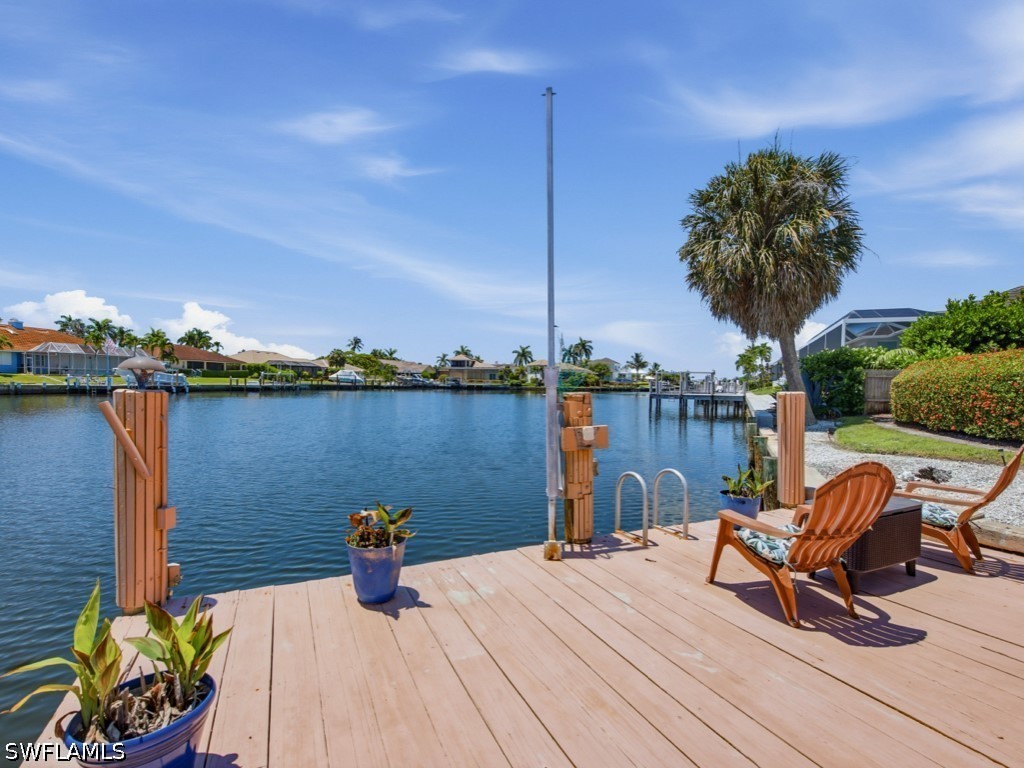 Dock