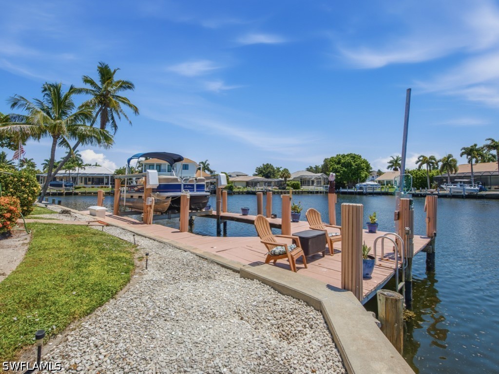 Dock