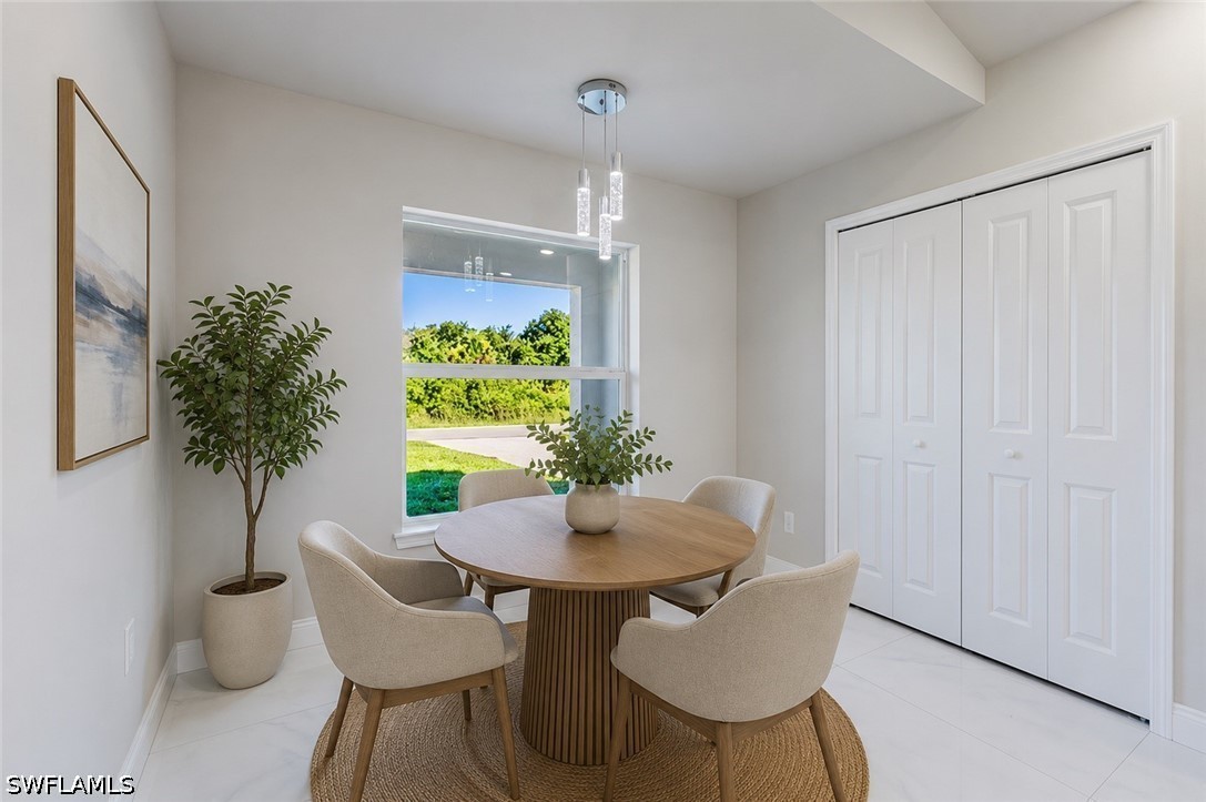 DiningArea