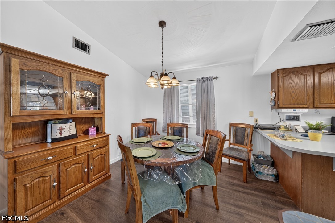 DiningArea