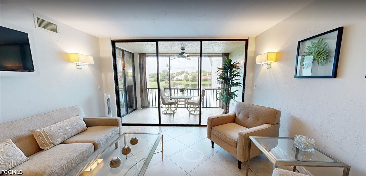 4574 Trawler Unit 202, Fort Myers, FL 33919