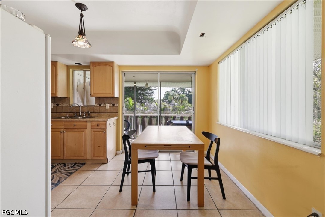 DiningArea