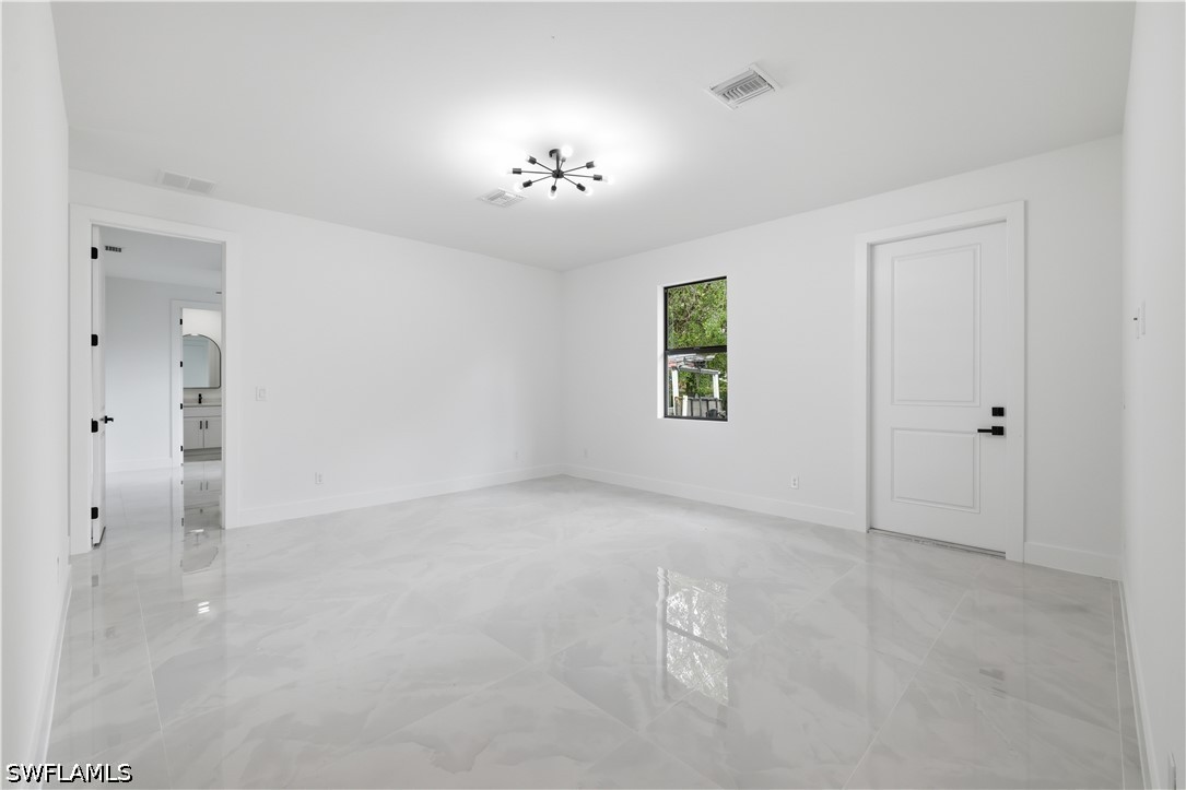 4030 Washington, Fort Myers, FL 33916
