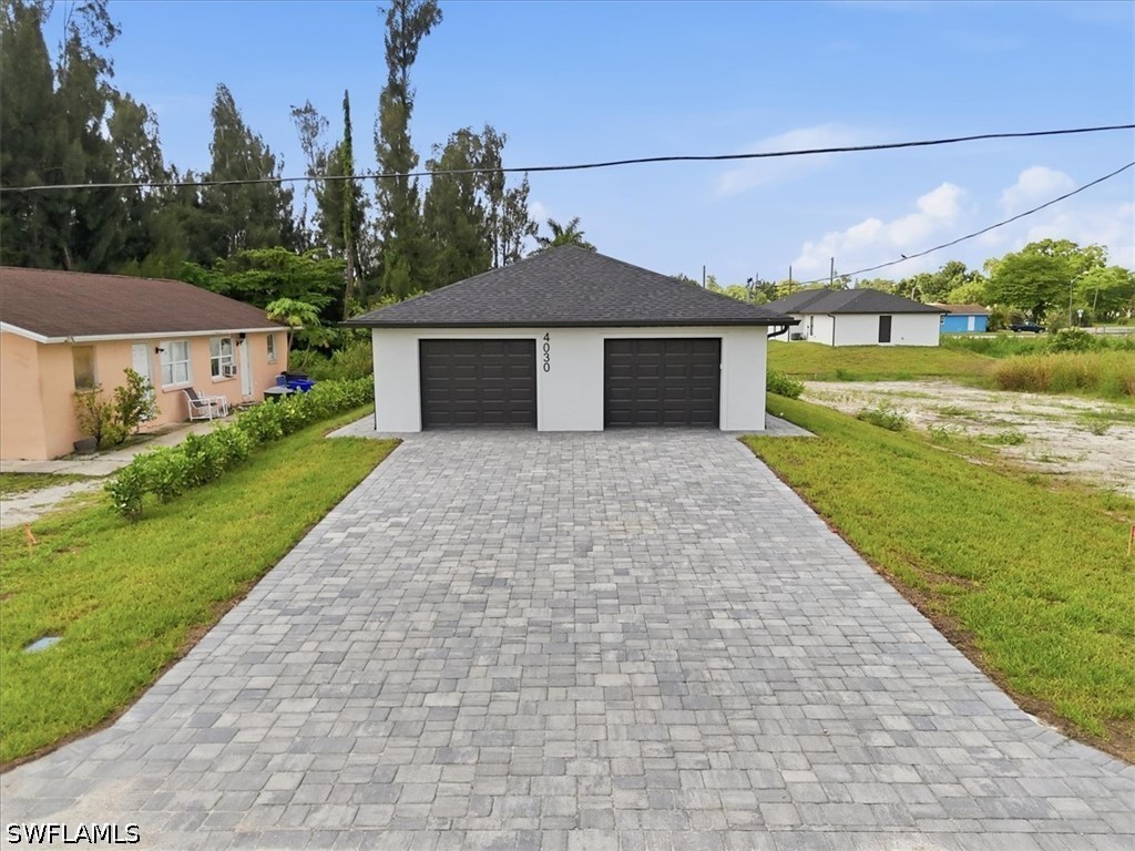 Garage