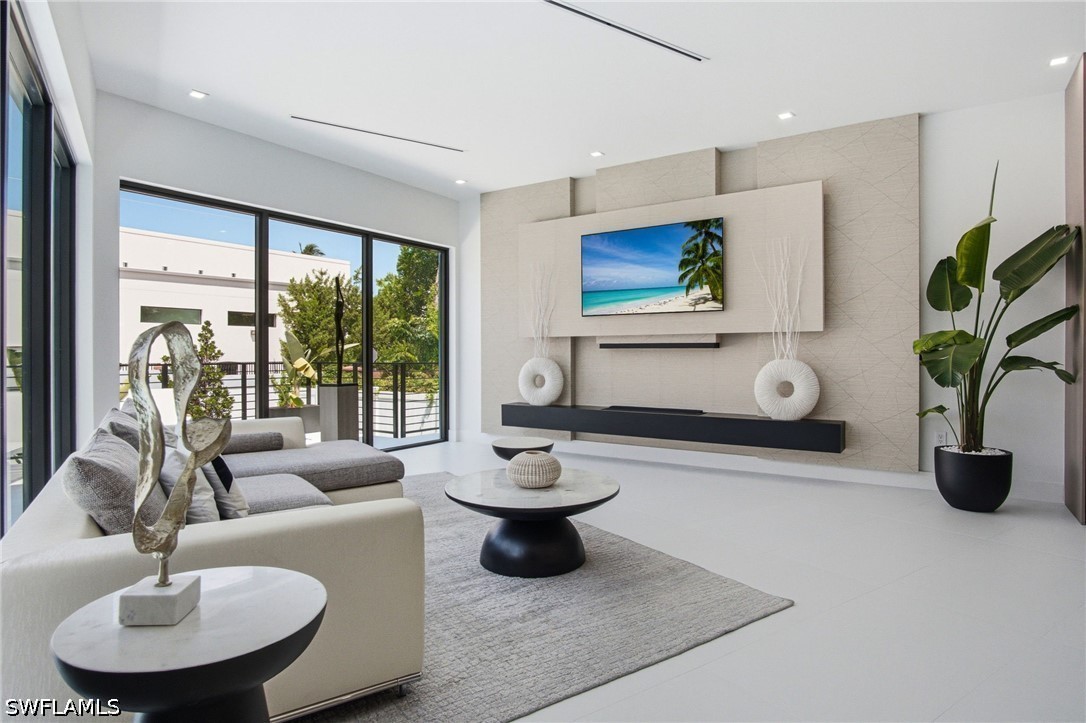 298 Castaways, Marco Island, FL 34145