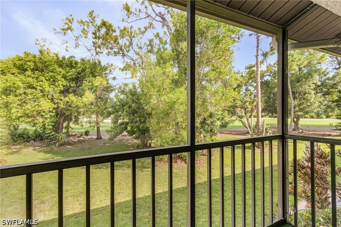 5857 Rattlesnake Hamm Unit 204, Naples, FL 34113