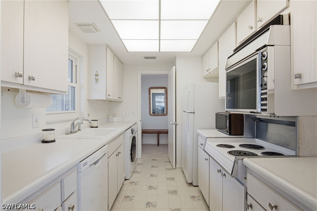 3400 Gulf Shore Unit L8, Naples, FL 34103