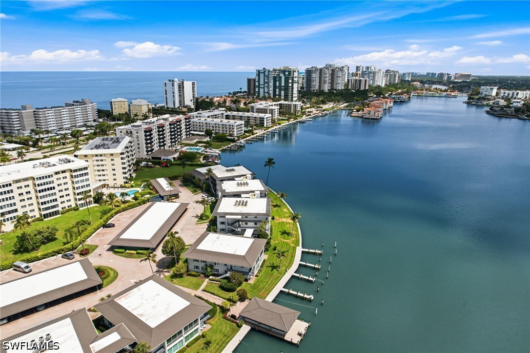3400 Gulf Shore Unit L8, Naples, FL 34103