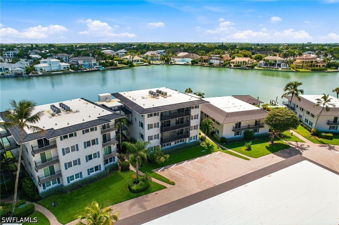 3400 Gulf Shore Unit L8, Naples, FL 34103
