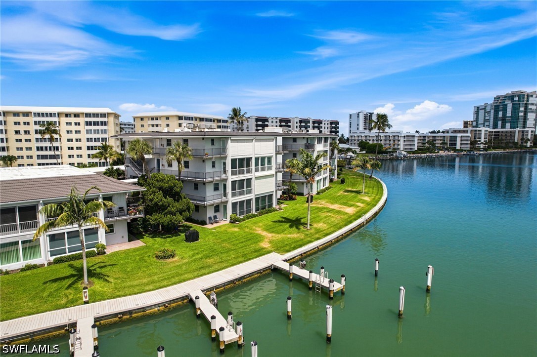 3400 Gulf Shore Unit L8, Naples, FL 34103