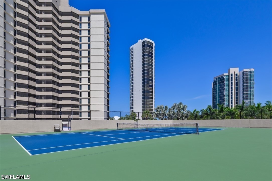 4551 Gulf Shore Unit 1600, Naples, FL 34103