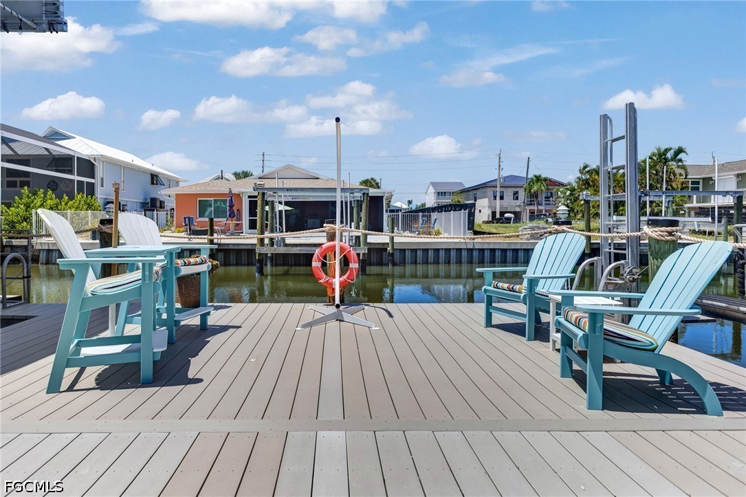 Dock