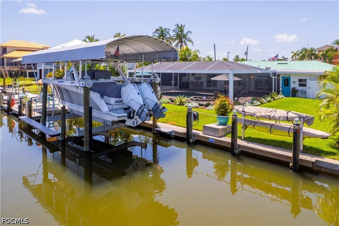 Dock