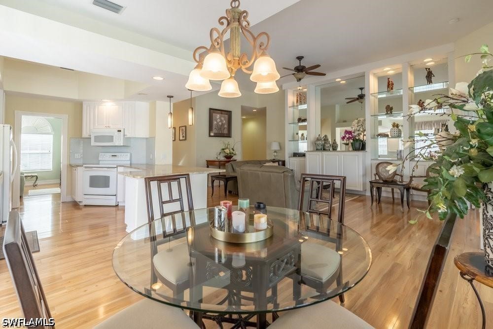 DiningArea