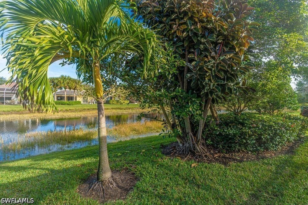 7687 Hernando, Naples, FL 34114